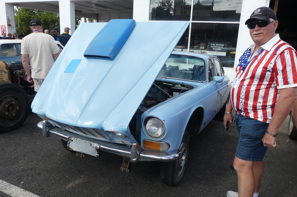 1970805